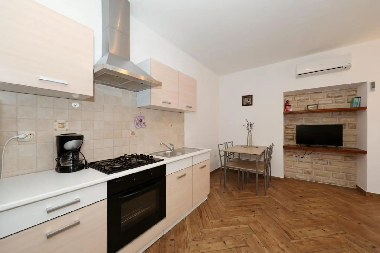 House Stratus Villa Sukosan 0*,  Croatia