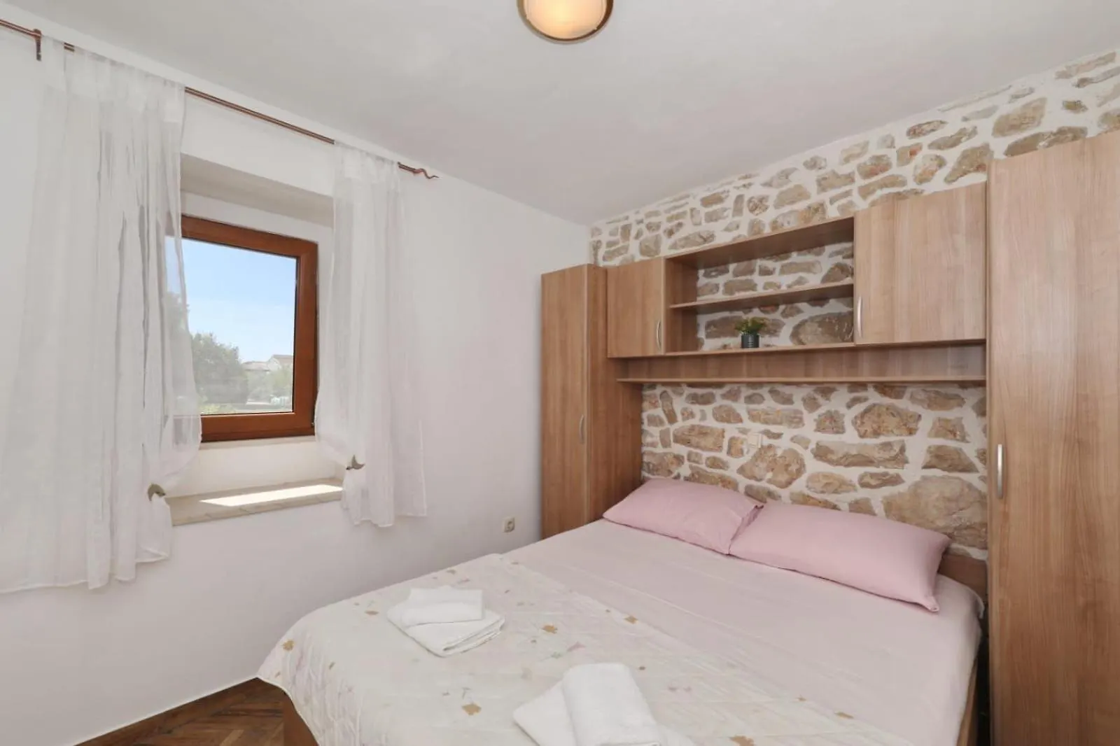 בית נופש הוילה Sukošan House Stratus